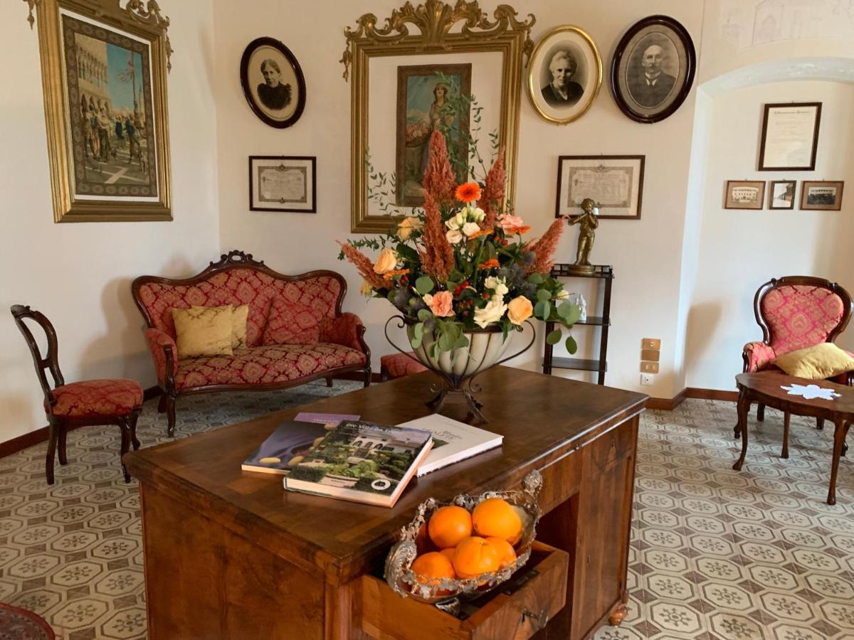 Villa Minini Bed & Breakfast Rive d'Arcano Exterior photo