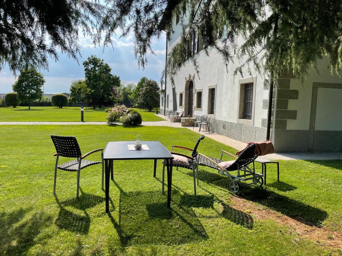 Villa Minini Bed & Breakfast Rive d'Arcano Exterior photo