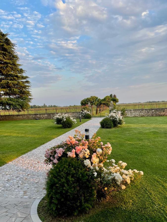 Villa Minini Bed & Breakfast Rive d'Arcano Exterior photo